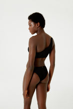 Carregar imagem no visualizador da galeria, Model Back: Blueman Bottom Bottom Textura Wavy Shine Preto