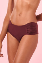 Carregar imagem no visualizador da galeria, Gallery: Blueman Bottom Bottom Vinho Maxi-Prado