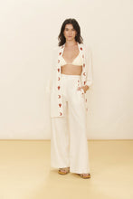 Carregar imagem no visualizador da galeria, Model Front: Blueman Kaftans / Cover Ups Kimono Jade Offwhite