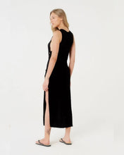 Carregar imagem no visualizador da galeria, Model Back: Blueman Maxi Dresses Vestido Saida Cropped Liso Preto Mistica