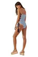 Carregar imagem no visualizador da galeria, Model Back: Blueman One-Piece Vega Ohana