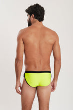 Carregar imagem no visualizador da galeria, Model Back: Blueman Sunga / Boxer Sunga Miami Liso Verde