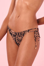 Carregar imagem no visualizador da galeria, Gallery: Blueman Bottom Bottom Aina Angel