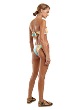 Carregar imagem no visualizador da galeria, Model Back: Blueman Bottom Bottom Recifes Granita