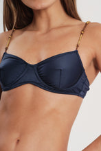 Carregar imagem no visualizador da galeria, Image 06: Blueman Top Top Navy-Blue Perfume