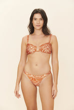 Carregar imagem no visualizador da galeria, Model Front: Blueman Bottom Bottom Brisa-Suave Guaruja