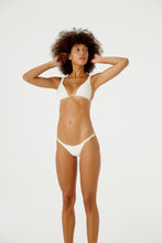 Carregar imagem no visualizador da galeria, Image 03: Blueman Bottom Bottom Malibu Bordado Off White