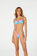 Carregar imagem no visualizador da galeria, Model Front: Blueman Bottom Bottom Belle Catia Degrade Mentos