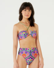 Carregar imagem no visualizador da galeria, Model Front: Blueman Bottom Bottom Surfista Belle Apiculae