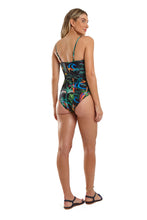 Carregar imagem no visualizador da galeria, Model Back: Blueman One-Piece Maio Joy Big Rider