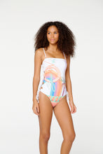 Carregar imagem no visualizador da galeria, Model Front: Blueman One-Piece Maio Vega Localizado 1972