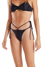 Carregar imagem no visualizador da galeria, Image 08: Blueman Set Pepe Liso Preto