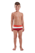Carregar imagem no visualizador da galeria, Model Front: Blueman Boy's Swimwear Sunga Army Crepusculo Fresh Vermelho Inf