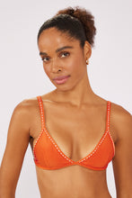 Carregar imagem no visualizador da galeria, Gallery: Blueman Top Top Laranja Dance-Pesponto