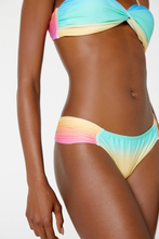 Carregar imagem no visualizador da galeria, Image 03: Blueman Top Top Strike New Pacifico Degrade Mentos