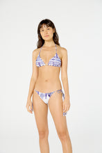 Carregar imagem no visualizador da galeria, Model Front: Blueman Top Top Tahity Acaizeiro