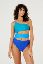 Carregar imagem no visualizador da galeria, Model Front: Blueman One-Piece Maio Missy Color Ver24 Azul
