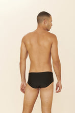 Carregar imagem no visualizador da galeria, Model Back: Blueman Sunga / Boxer Sunga Army Cairo Preto
