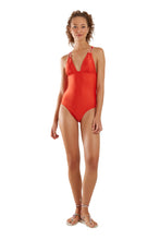 Carregar imagem no visualizador da galeria, Model Front: Blueman One-Piece Maio Ubatuba Vermelho
