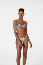 Carregar imagem no visualizador da galeria, Model Front: Blueman Bottom Bottom Arpoador Indio
