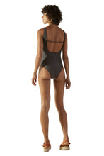 Carregar imagem no visualizador da galeria, Image 02: Blueman One-Piece Textura Zaz Cinza Preto
