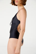 Carregar imagem no visualizador da galeria, Image 05: Blueman One-Piece Maio Malta Liso Preto
