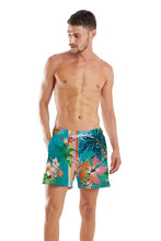 Carregar imagem no visualizador da galeria, Model Front: Blueman Boardshort Short Fiji Blue
