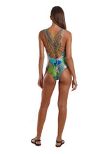Carregar imagem no visualizador da galeria, Model Back: Blueman One-Piece Maio Capri Florestinha Verde
