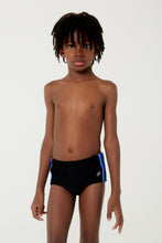 Carregar imagem no visualizador da galeria, Model Front: Blueman Boy's Swimwear Sunga Army Tripe Color Ver24 Preto
