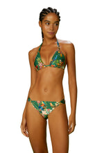 Carregar imagem no visualizador da galeria, Model Front: Blueman Bottom Bottom Ring-Tropical Kaiak
