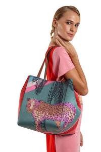 Model Front: Blueman Beach Bag Bolsa Pacifico Florestinha