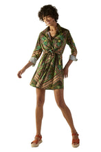 Carregar imagem no visualizador da galeria, Model Front: Blueman Shirtdress Chemise Java
