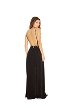 Carregar imagem no visualizador da galeria, Model Back: Blueman Beach Skirt Clea Preto
