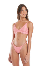 Carregar imagem no visualizador da galeria, Model Front: Blueman Set Fox Textura Shine Light
