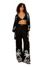 Carregar imagem no visualizador da galeria, Image 03: Blueman Kaftans / Cover Ups Kimono Barrado Preto
