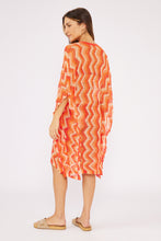 Carregar imagem no visualizador da galeria, Model Back: Blueman Beach Dresses Laranja Midi Dress Tricot

