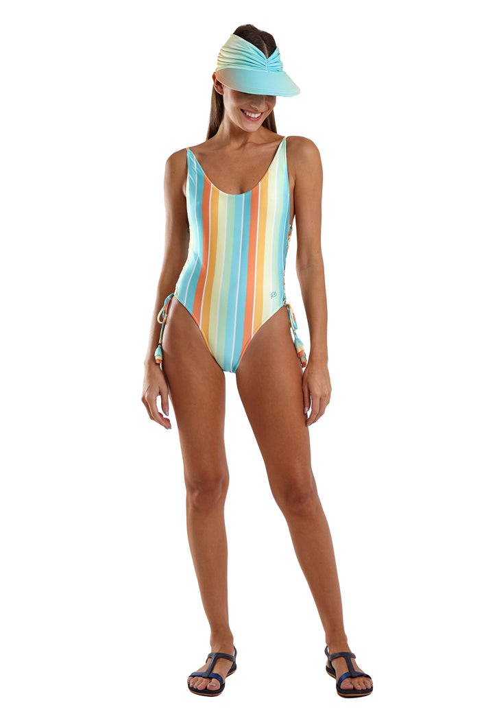 Model Front: Blueman One-Piece Maio Betta Granita