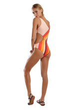Carregar imagem no visualizador da galeria, Model Back: Blueman One-Piece Maio Chic Havana
