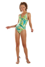Carregar imagem no visualizador da galeria, Model Front: Blueman One-Piece Maio Ubatuba Paneiras
