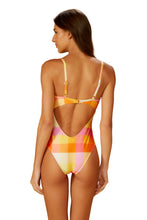 Carregar imagem no visualizador da galeria, Model Back: Blueman One-Piece Maio Vintage Ritmo
