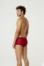 Carregar imagem no visualizador da galeria, Model Back: Blueman Sunga / Boxer Sunga Army Lisa Vermelho V24
