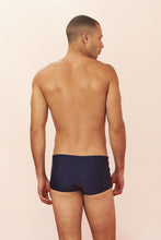 Carregar imagem no visualizador da galeria, Model Back: Blueman Sunga / Boxer Sunga Army Mondello Azul-Marinho
