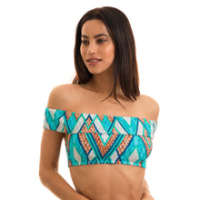 Carregar imagem no visualizador da galeria, Model Front: Blueman Top Top Carmem Barlavento
