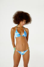 Carregar imagem no visualizador da galeria, Model Front: Blueman Top Top Double Maua
