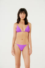 Carregar imagem no visualizador da galeria, Model Front: Blueman Top Top Egito Chain Fox Roxo
