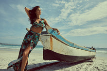 Carregar imagem no visualizador da galeria, Cropped Isla
