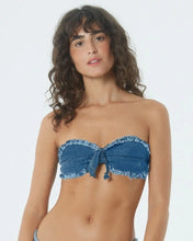 Carregar imagem no visualizador da galeria, Top Bikini Bombom Jeans
