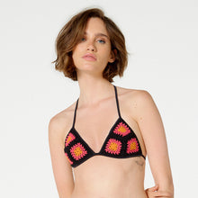 Carregar imagem no visualizador da galeria, Top Floral Crochet Preto
