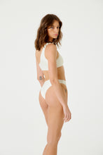 Carregar imagem no visualizador da galeria, Top Ubatuba Off White

